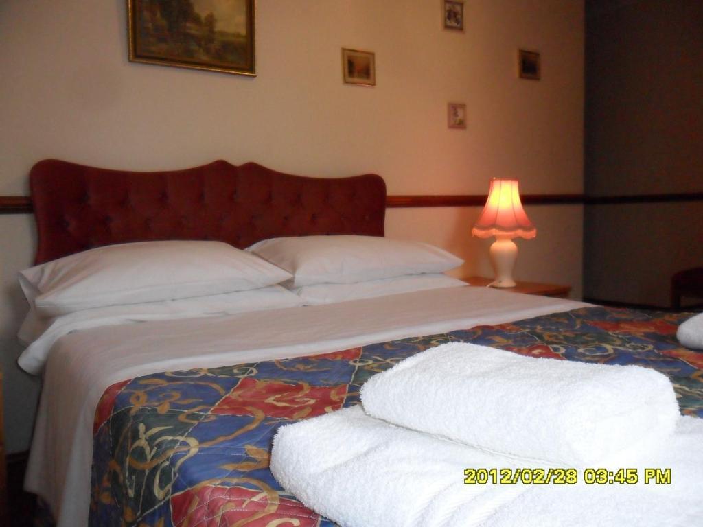 Thorpe Lodge Hotel Peterborough Ruang foto